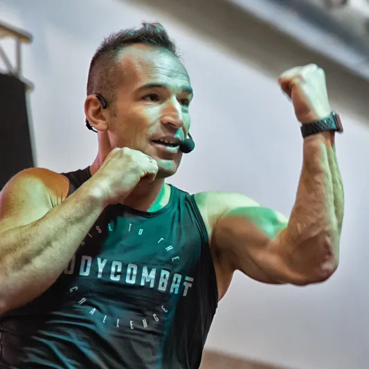 Les Mills Legendary Instructor Oscar Peiro