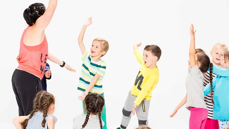 BORN TO MOVE PEN PALS